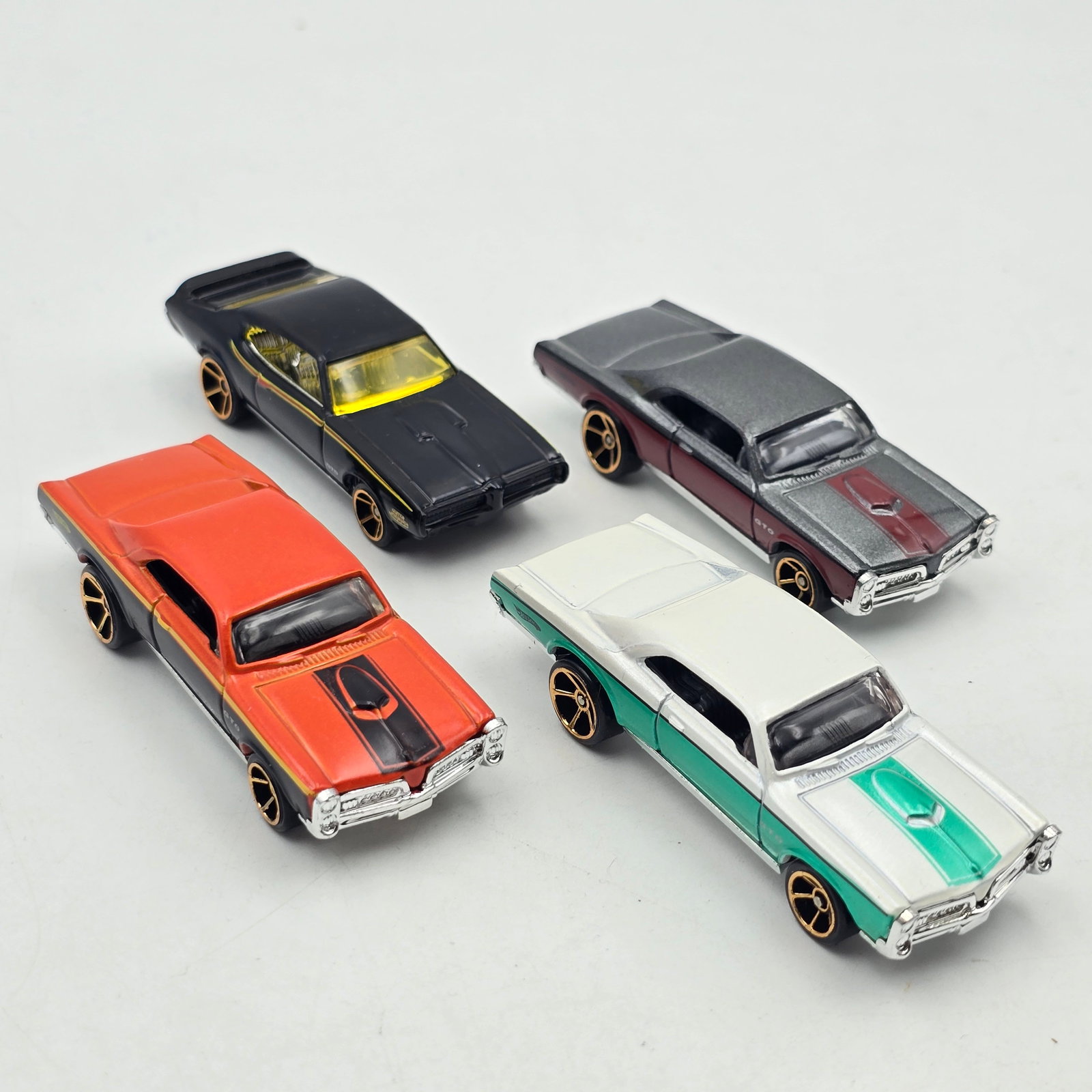 Hot Wheels Pontiac GTO lot of 4 (1 of 6)