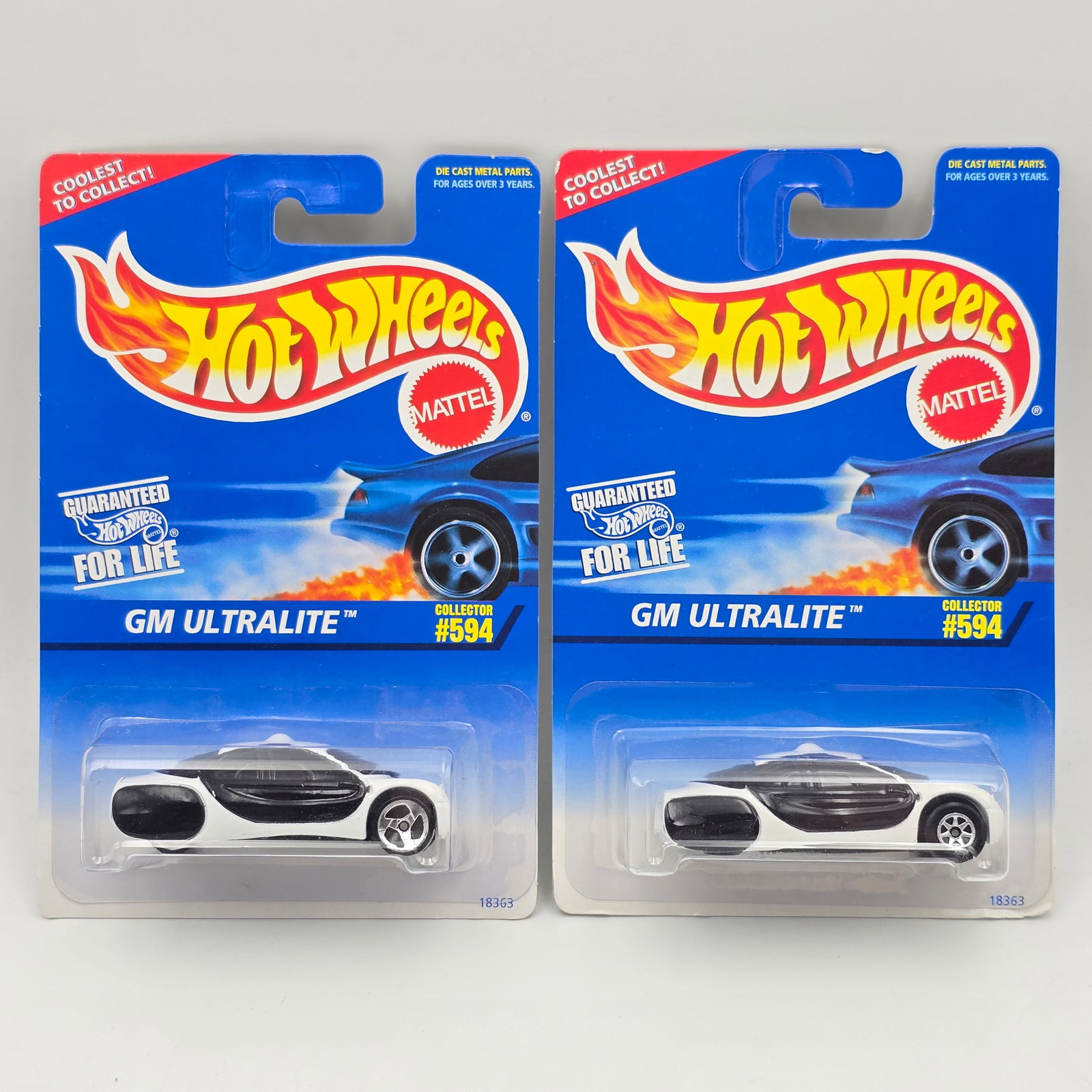 Hot Wheels GM Ultralite Pair: Hot Wheels #594 GM Ultralite Pair All on same card, includes 3 spoke and 7 spoke versions Cars appear to be in good condition with no issues of note Cards are good or better, may have edge dings in sp
