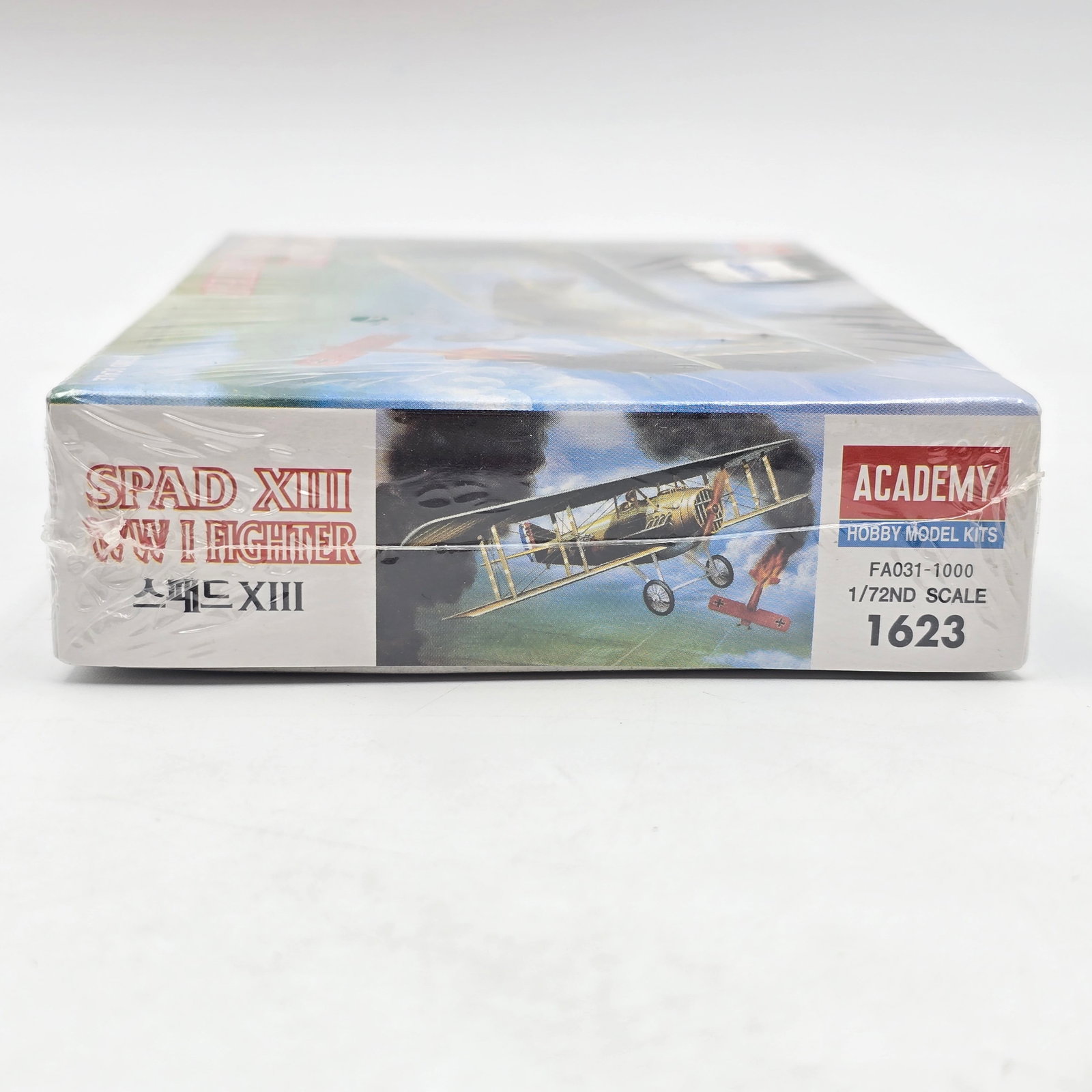 Pair Academy Plane Model Kit - 6