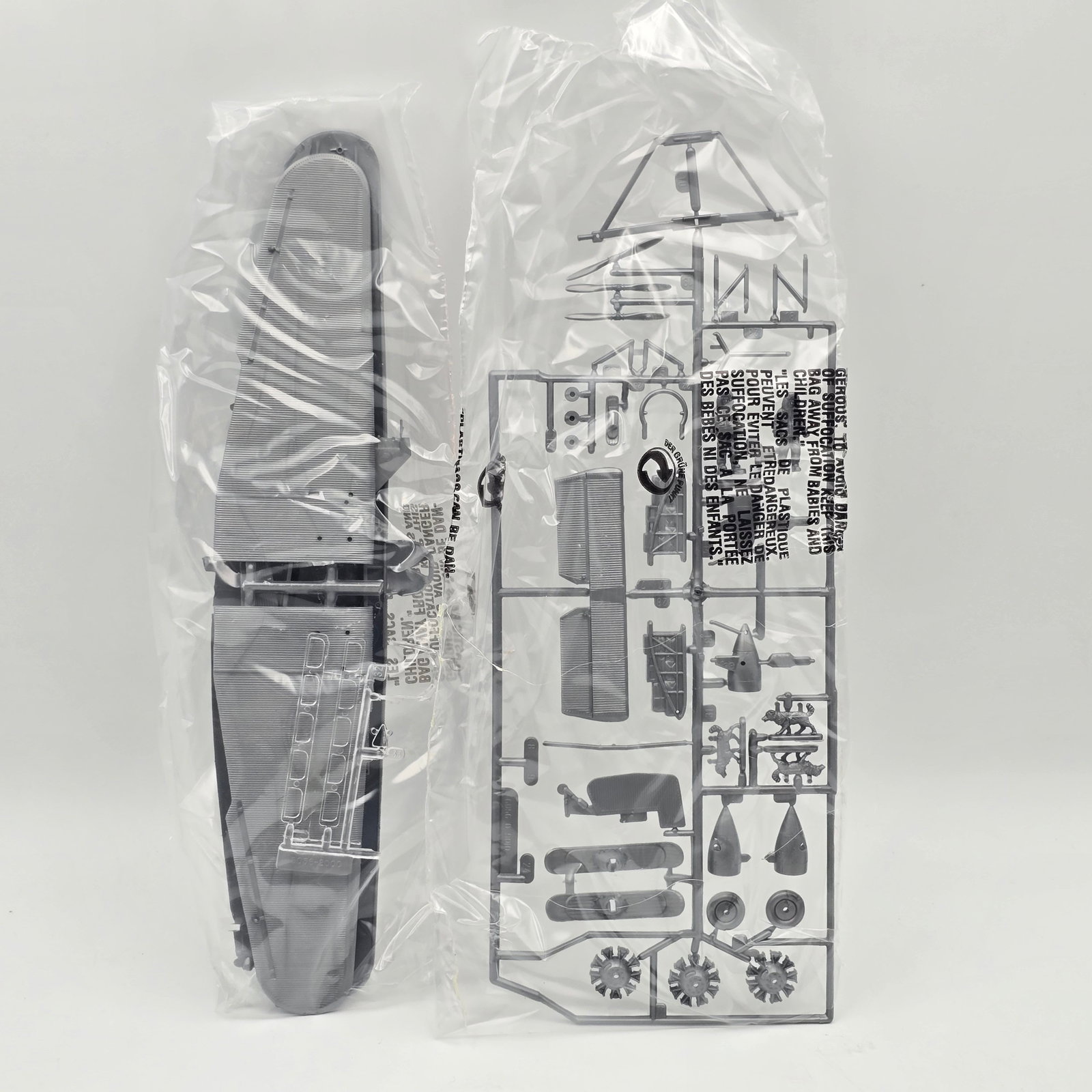 Monogram Plane Model Kit - 9