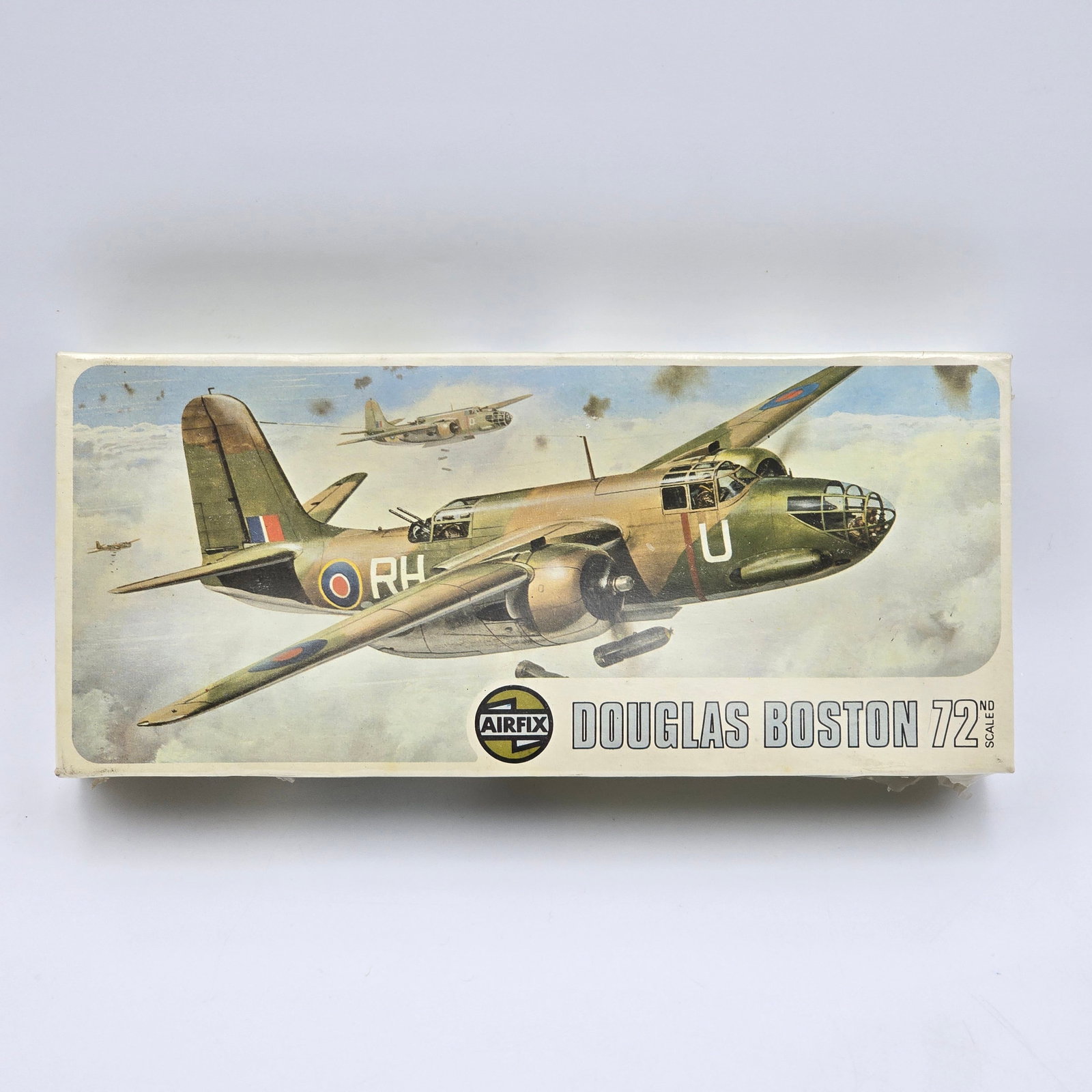 Airfix Plane Model Kit: Airfix Plane Model Kit, with box and looks to be complete and unassembled. 1- Douglas Boston 72 (1973) Box looks to be factory sealed/unopened , despite a small rip in the plastic. See photos fo