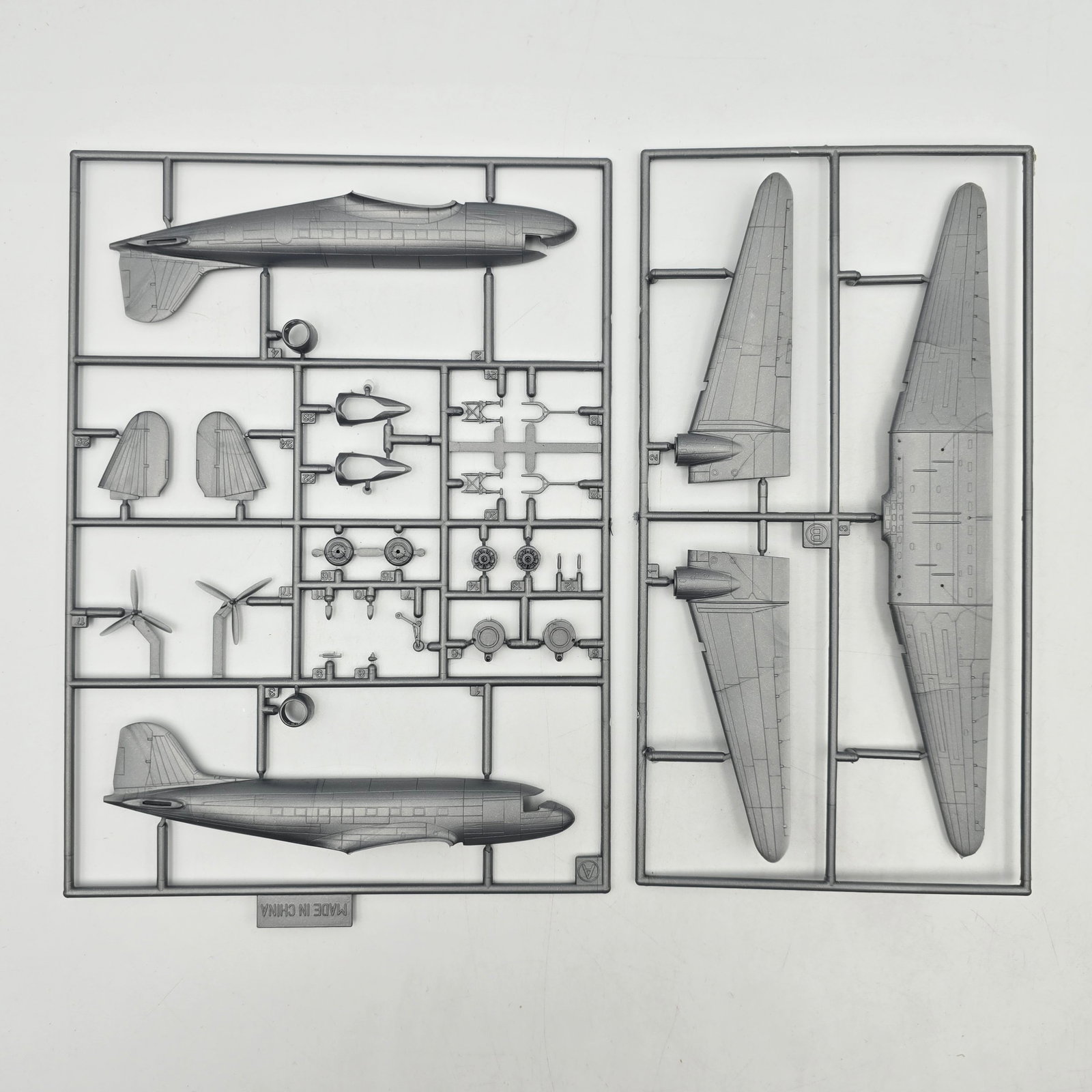 Minicraft Plane Model Kit - 8