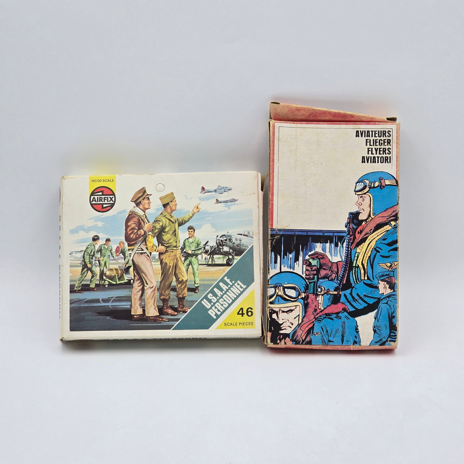 Pair of Model Army Personnel (1 of 15)