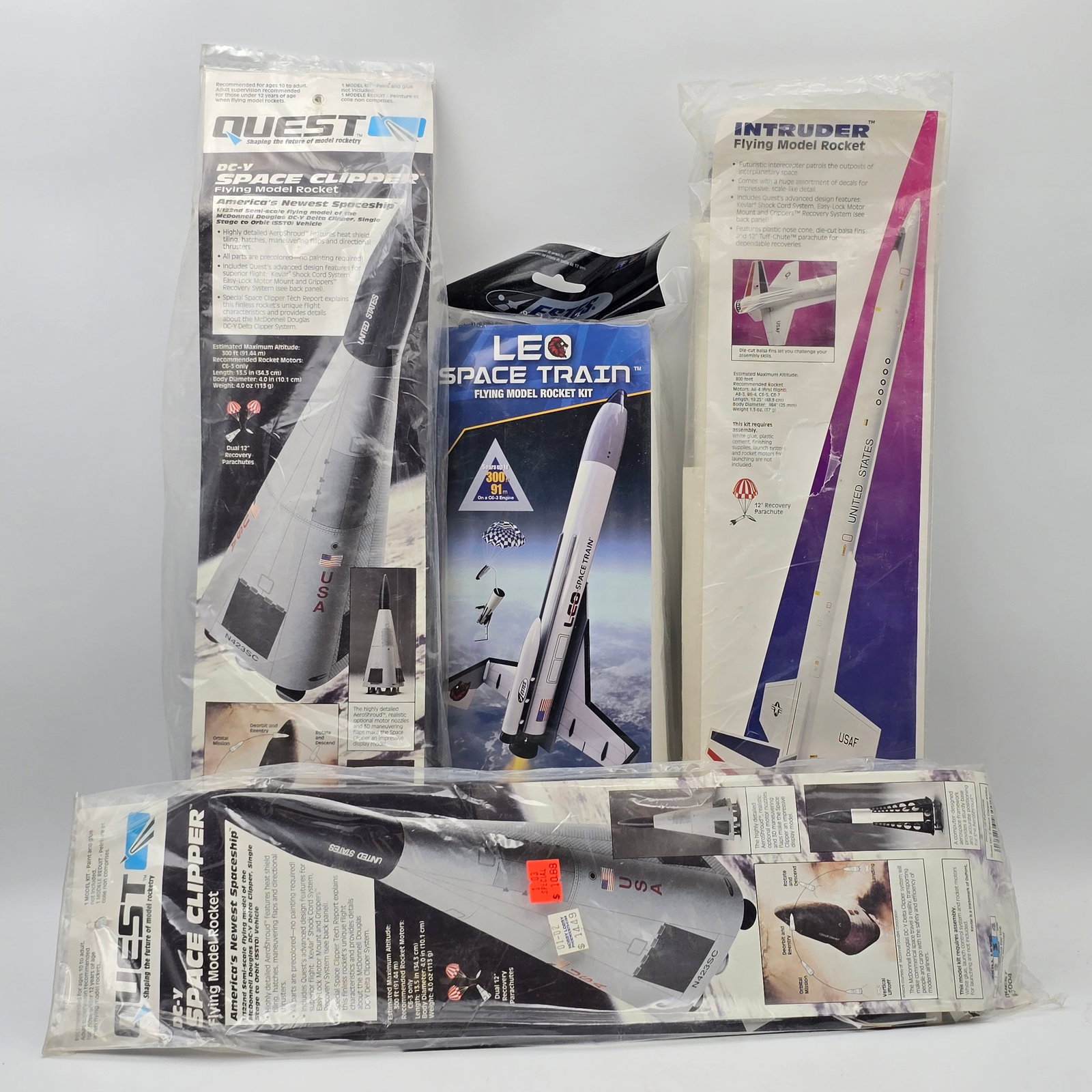 Quest Model Rocket Kit Lot of 4 (1 of 20)