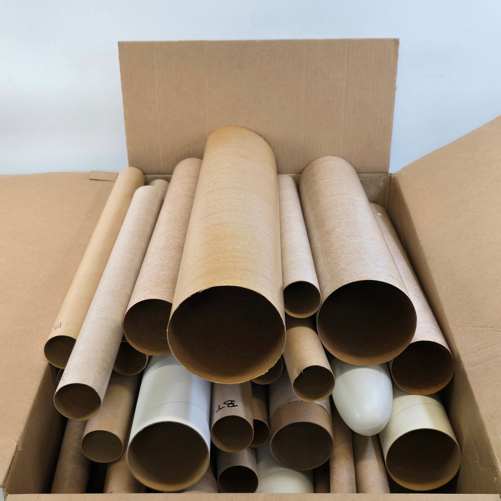 Model Rocket Tube Lot: Model Rocket tube assortment lot These appear to be in good condition, ready to use for your model building project Please see photos for complete description of all that is included Tube sizes 22.25