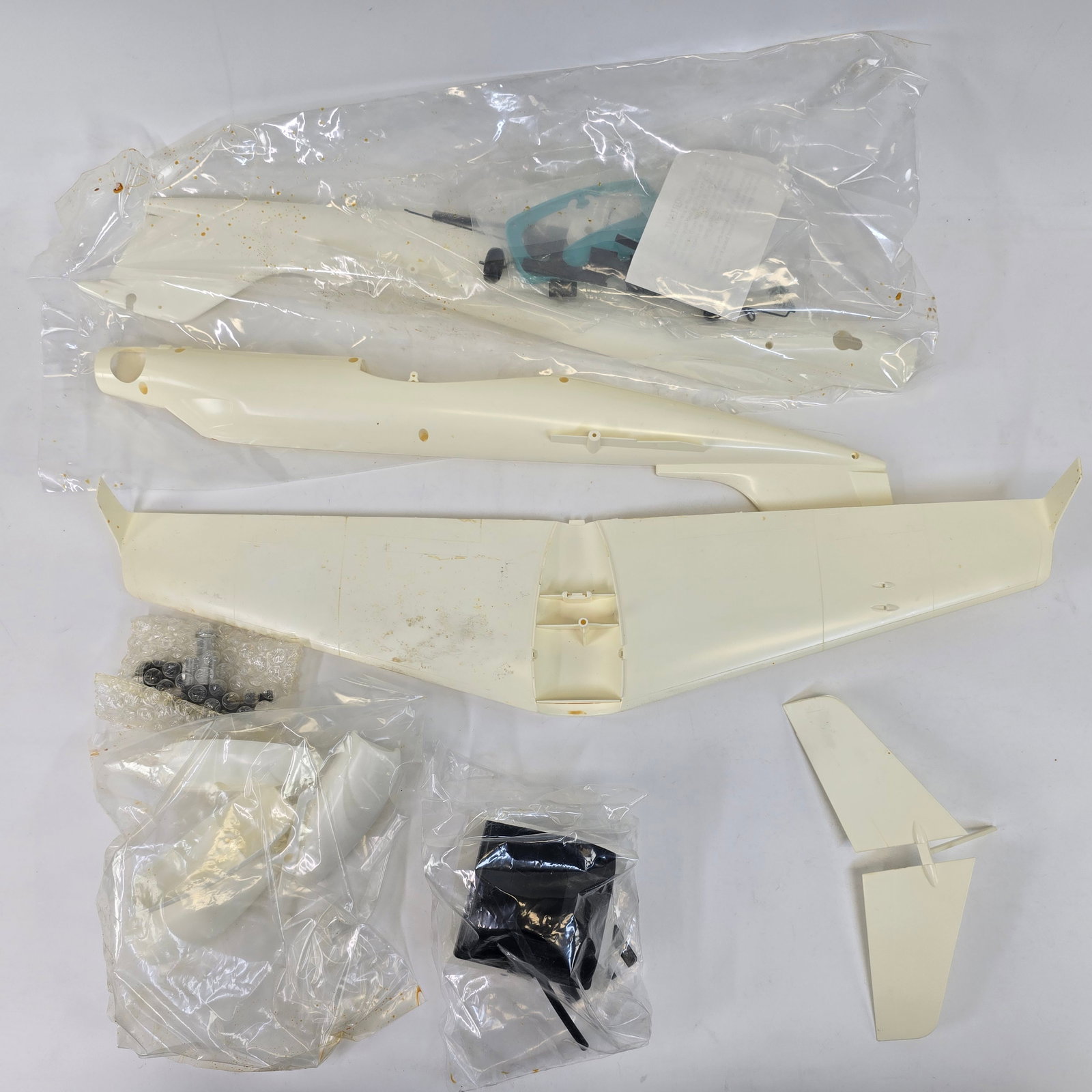 SlipStream Flying Airplane Model - 6