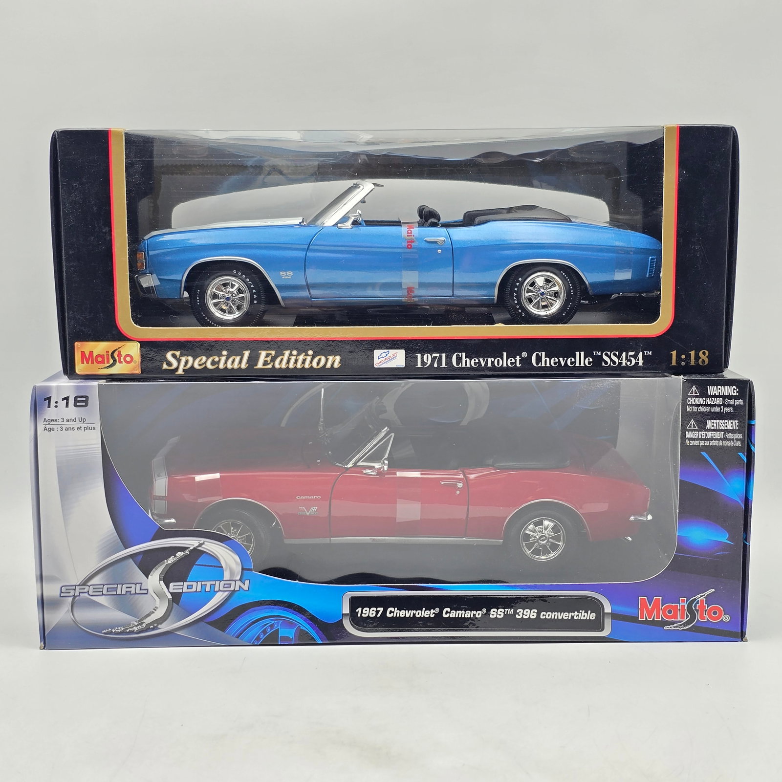 Pair of Maisto Diecast Models (1 of 13)