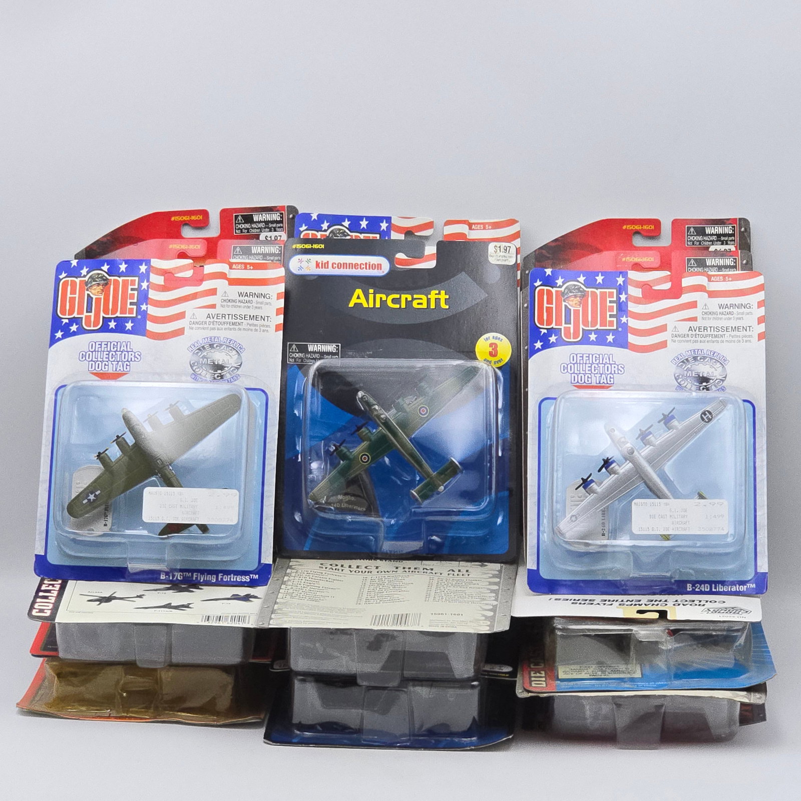 Lot of 25 Diecast Aircraft Models: Lot of 25 diecast aircraft including Motorworks, Road Champs and more. All blisters look to be attached to the cards, most are nice and clear with some showing yellowing. Most look t