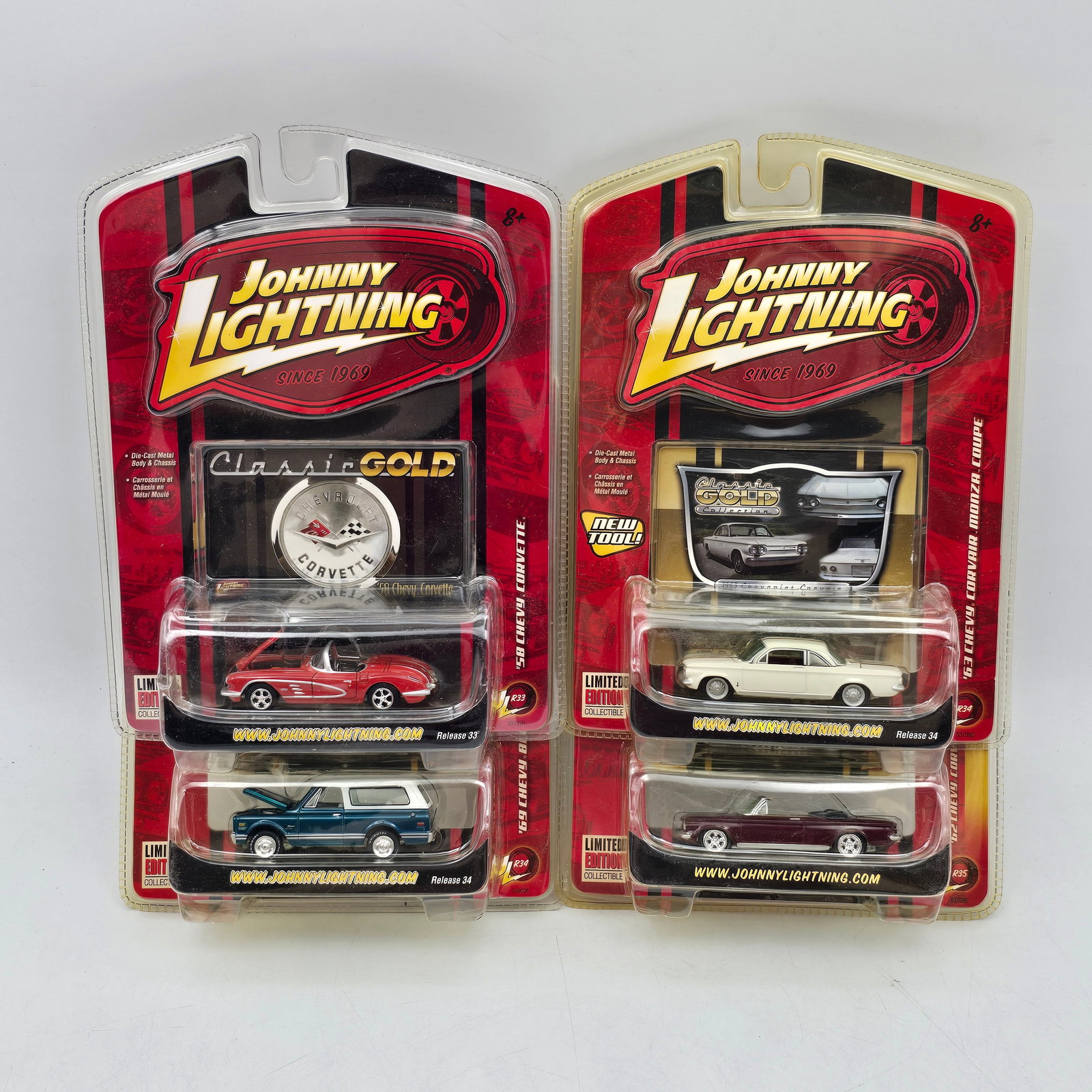 Lot of 4 Johnny Lightning Gold (1 of 5)