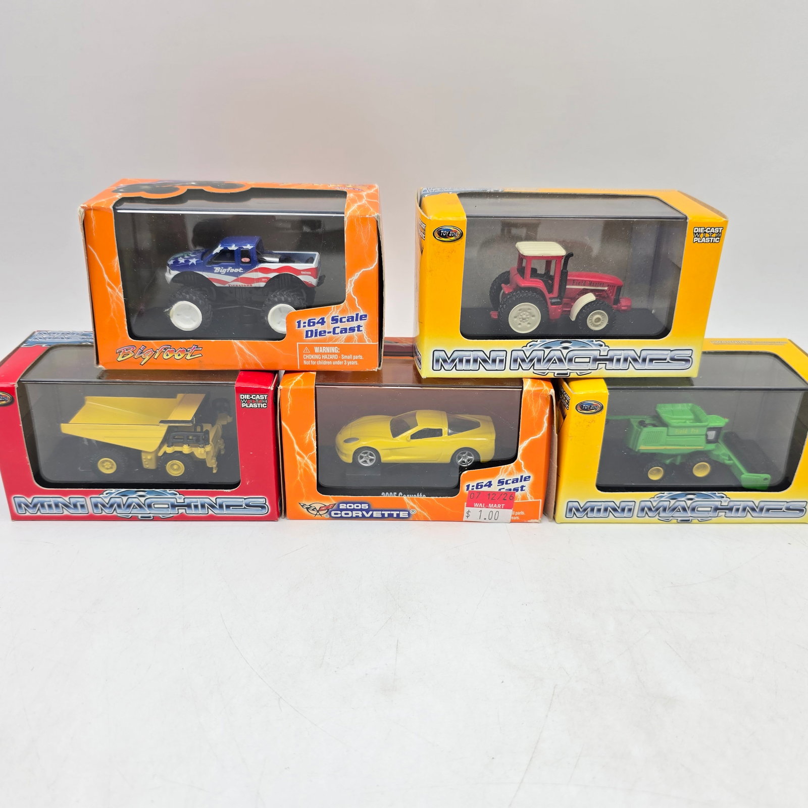 Mixed Diecast Lot of 22 Cars Trucks Military (1 of 16)