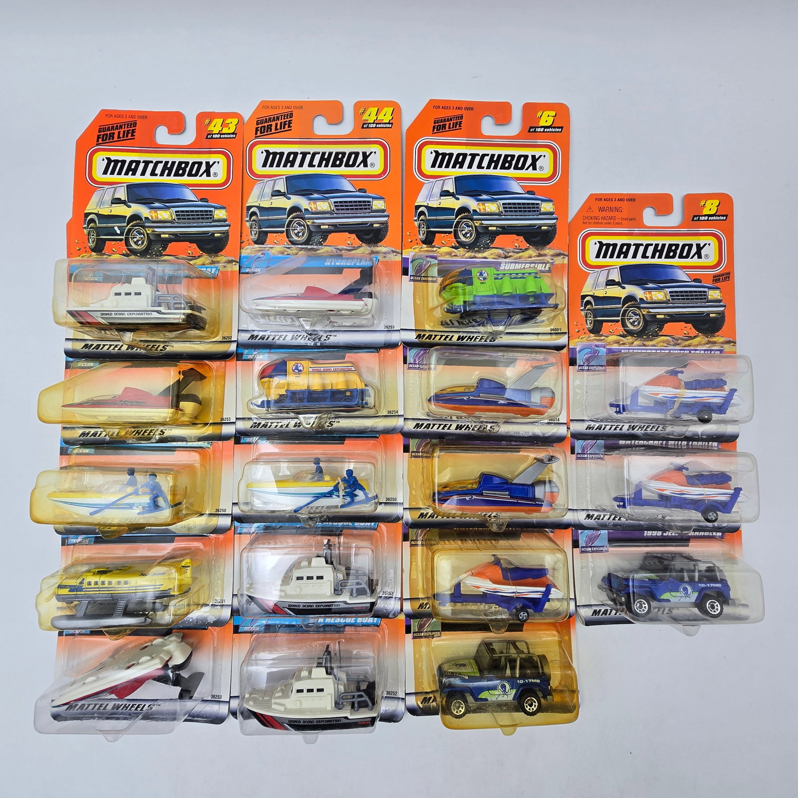 Matchbox Diecast Lot of 18 Boats & Vehicles (1 of 11)