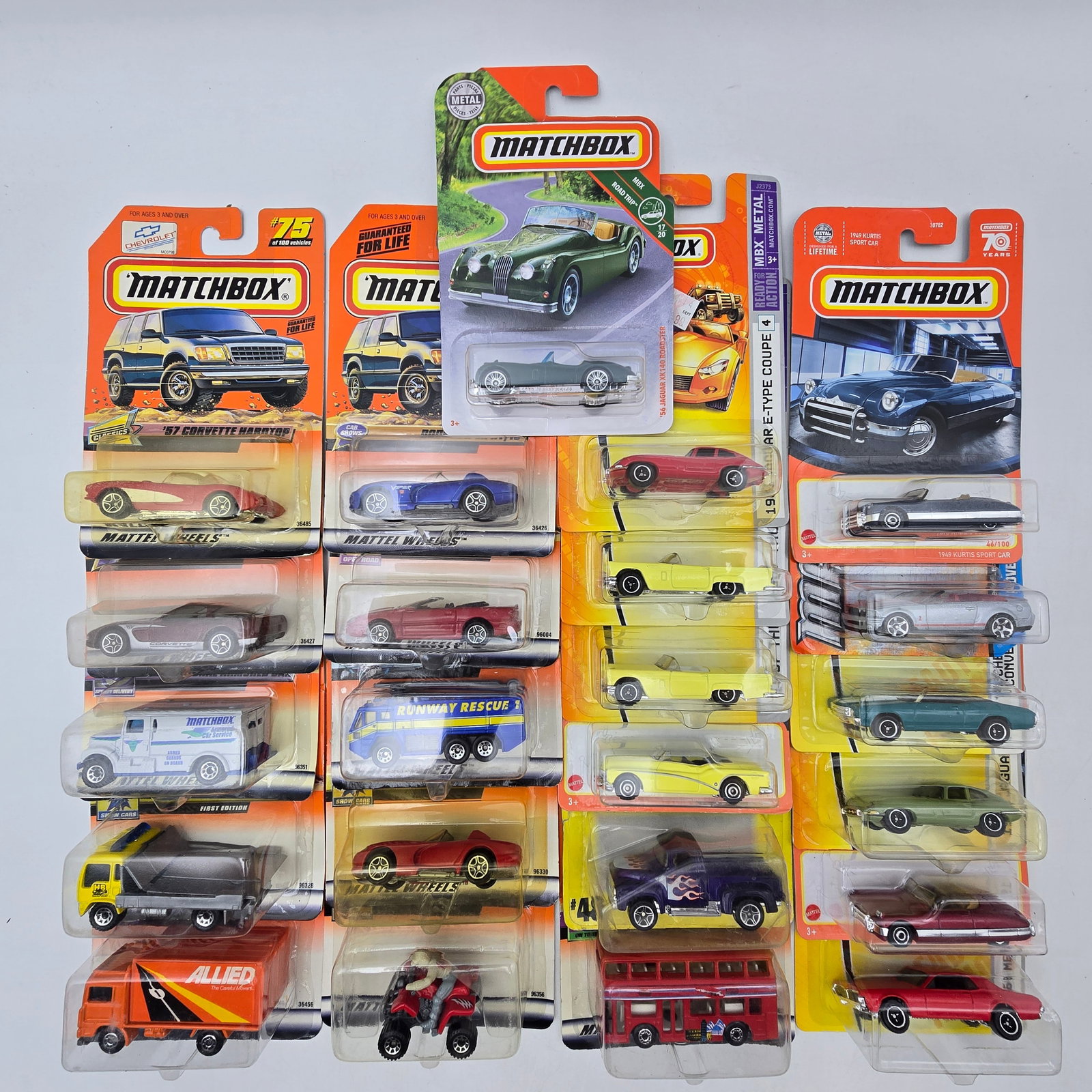 Matchbox Diecast Lot of 23 Cars & Trucks (1 of 11)
