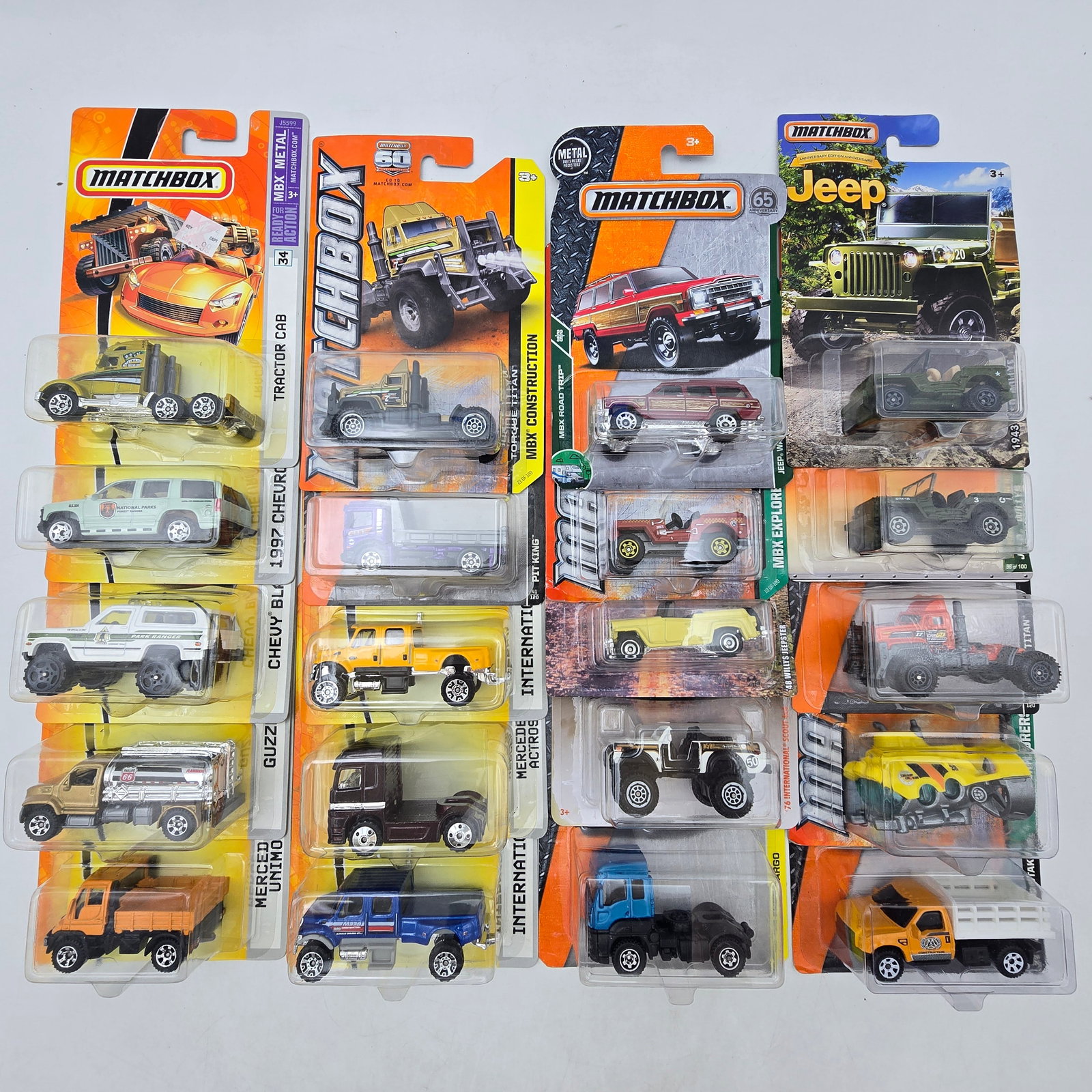 Matchbox Diecast Lot of 20 Trucks & SUVs (1 of 13)