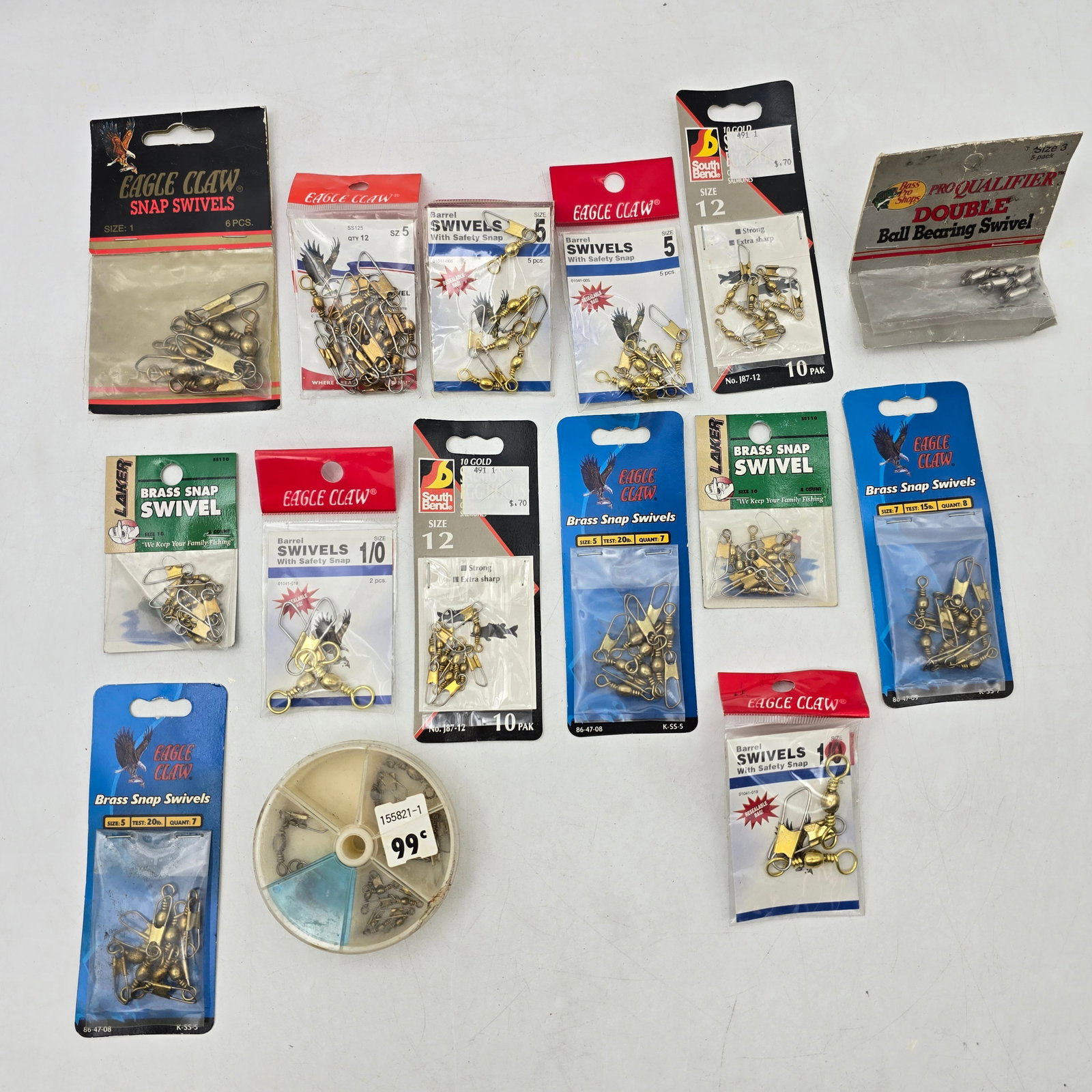 Fishing Swivels Lot 15pc Brass: Lot of 15 Packs of Fishing Swivels including: - Assorted Brass Fishing Swivels Packs (various sizes/types) Items appear new in original packaging with some shelf wear from
