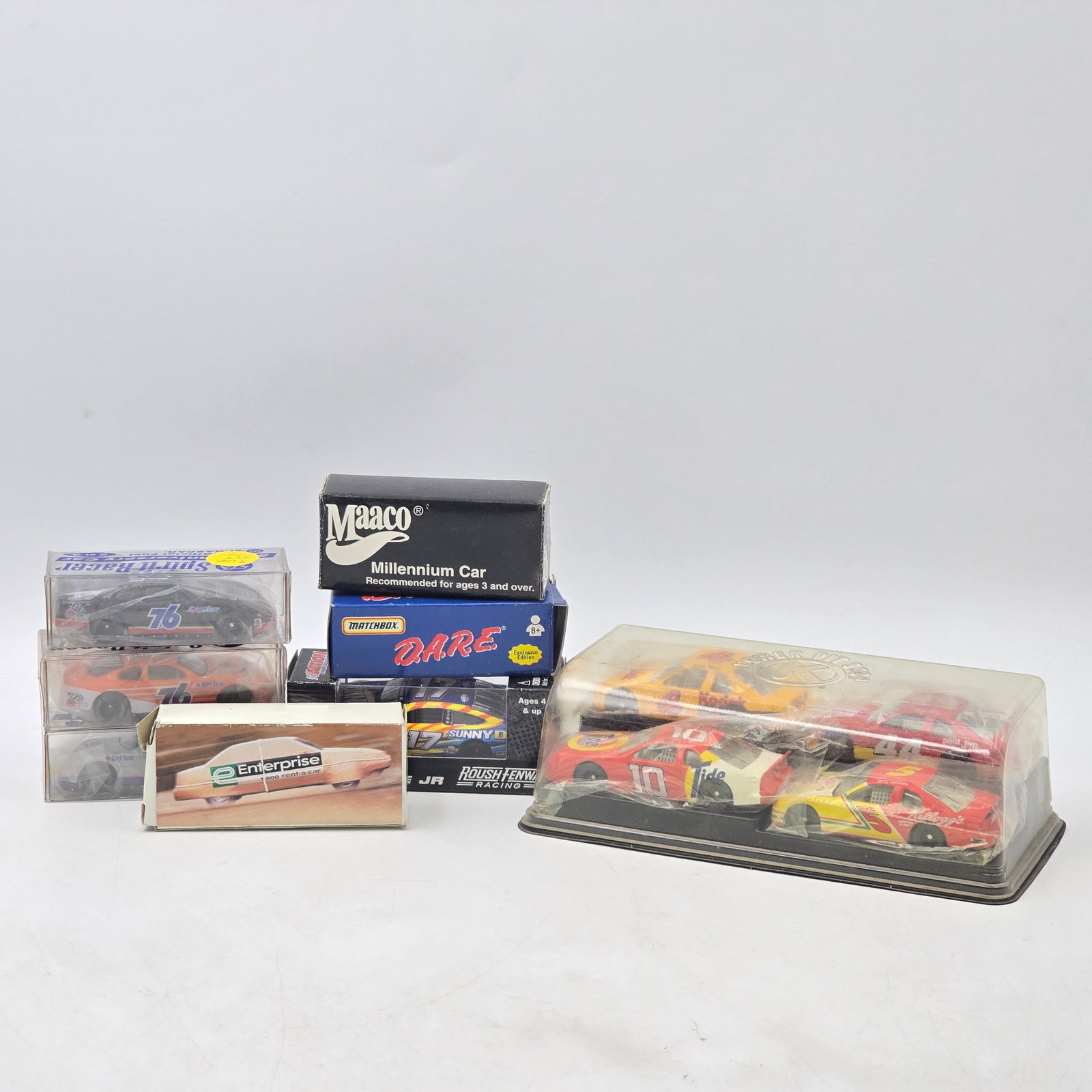 Lot of 6 Mixed Diecast Models Assorted Brands (1 of 9)