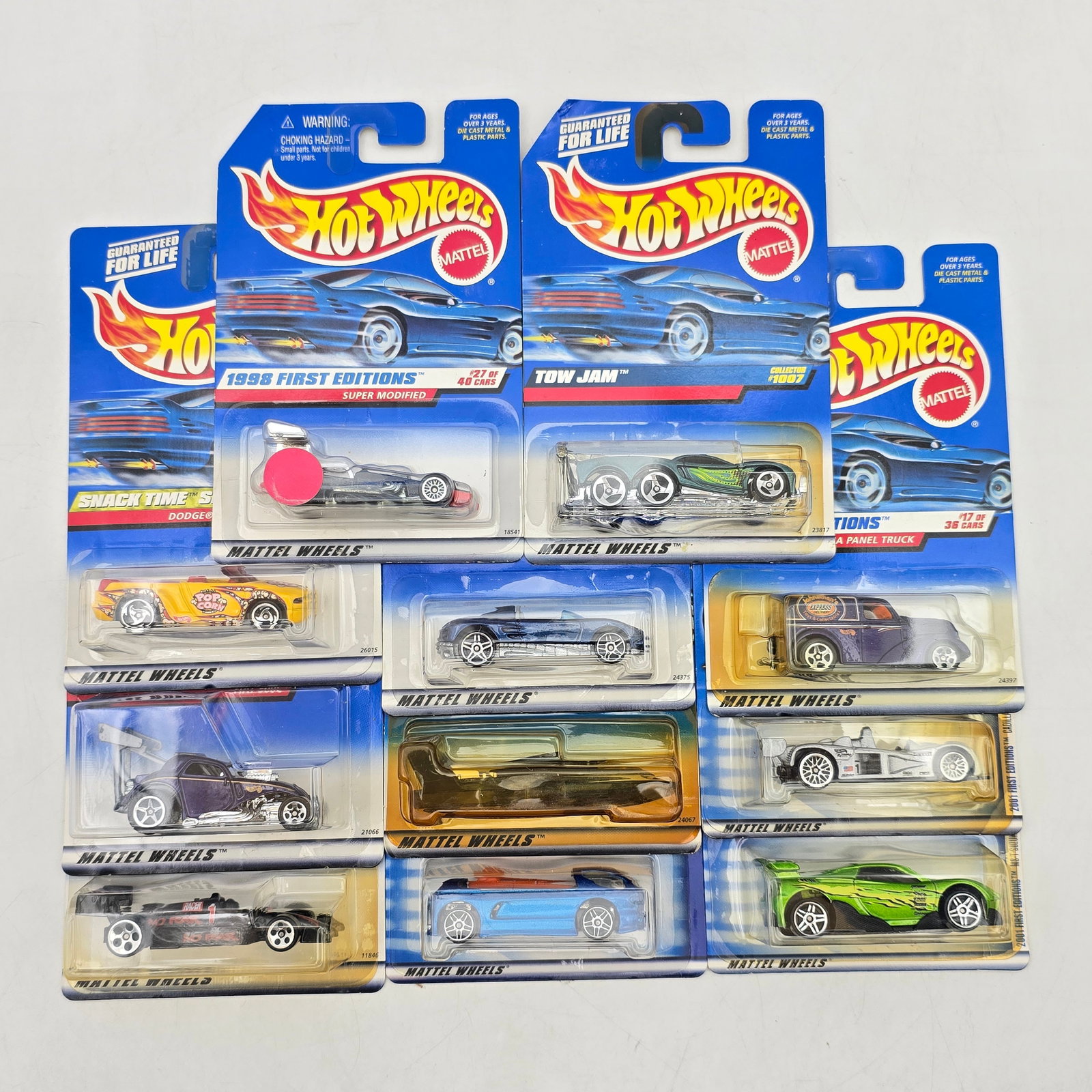 Lot of 11 Hot Wheels Diecast Models Mixed (1 of 6)