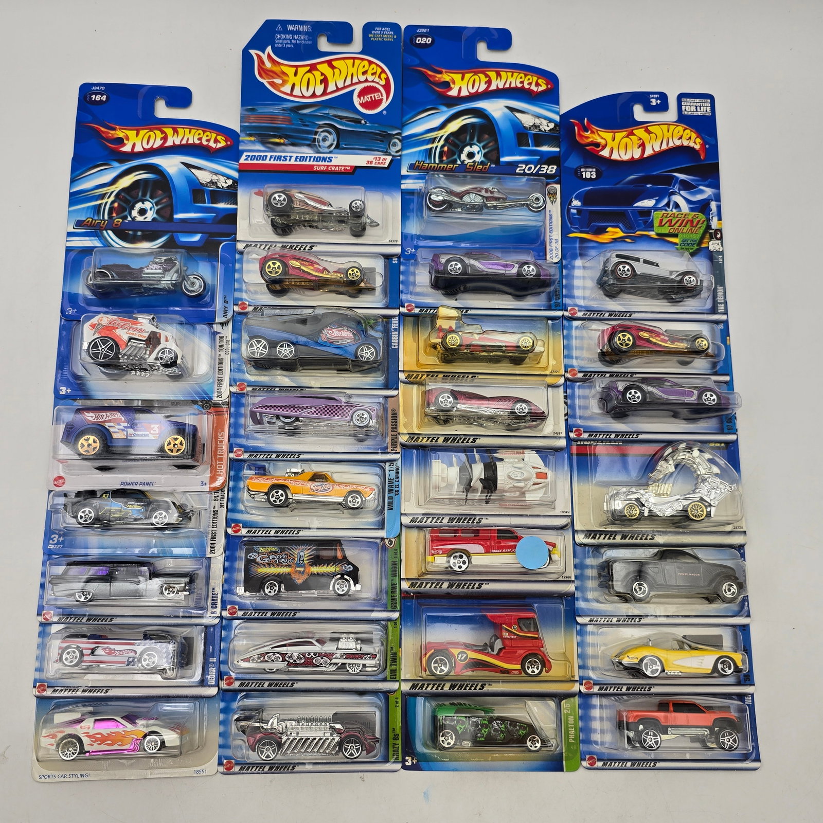 Hot Wheels Lot of 30 Diecast Cars (1 of 12)