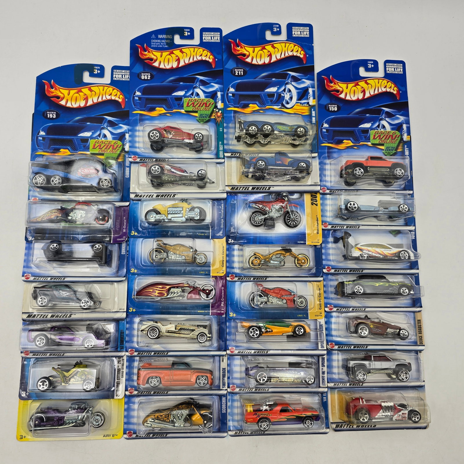 Hot Wheels Lot of 30 Cars Bikes Fantasy (1 of 13)