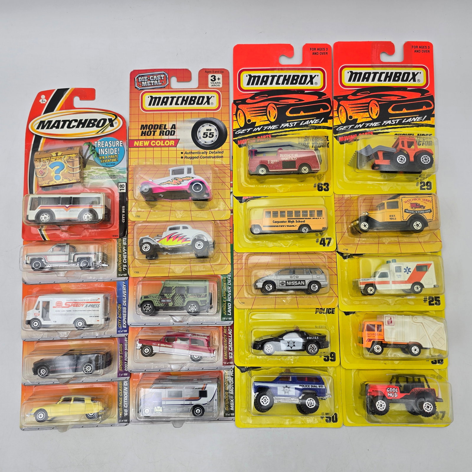 Lot of 20 Matchbox Diecast Models Mixed (1 of 11)