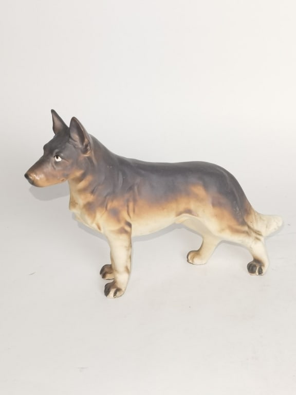Vintage Porcelain German Shepherd Dog Figurine (1 of 4)