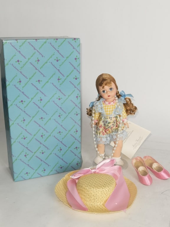 Alexander Doll Company, NY Dressed Like Mommy Doll: Alexander Doll Company, NY Dressed Like Mommy Doll, 8.5in