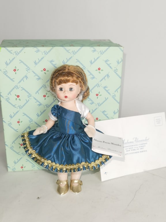 Alexander Doll Company, NY Hocus Pocus Wonder Doll: Alexander Doll Company, NY Hocus Pocus Wonder Doll, 8.25in