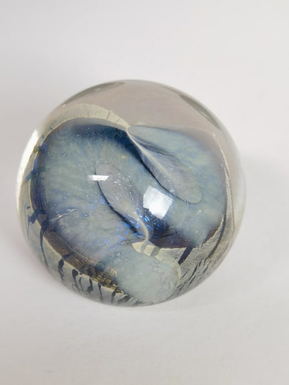 1980 R. Eickholt Blue Swirl Glass Paperweight: 1980 R. Eickholt Blue Swirl Glass Paperweight, 1 3/8in by 1 5/8in