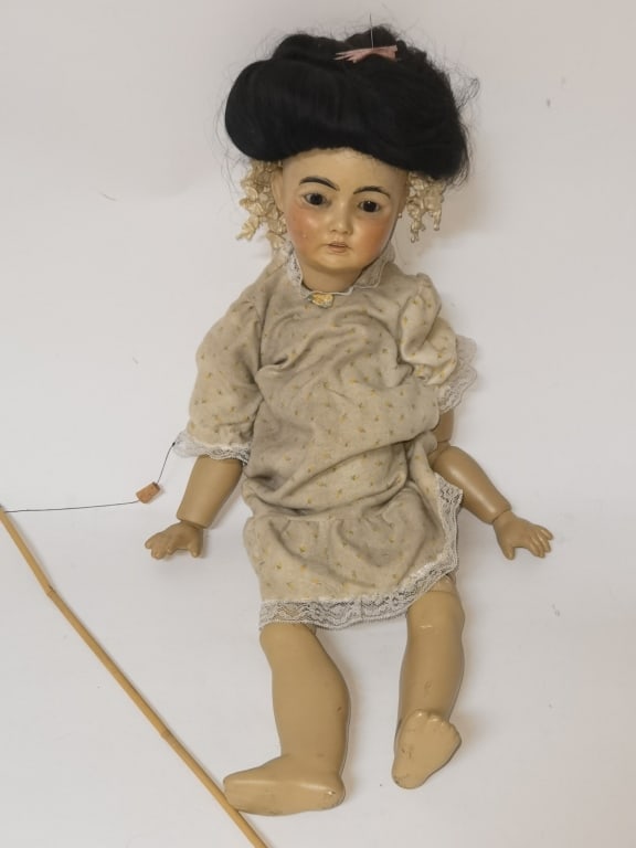 Vintage Baby Girl Doll: Vintage Baby Girl Doll, 22in