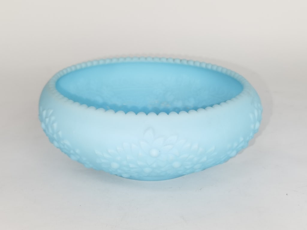 Vintage Fenton Orange Tree Cherry Chain Blue Satin: Vintage Fenton Orange Tree Cherry Chain Blue Satin Centerpiece Bowl, 3.25in by 7.5in
