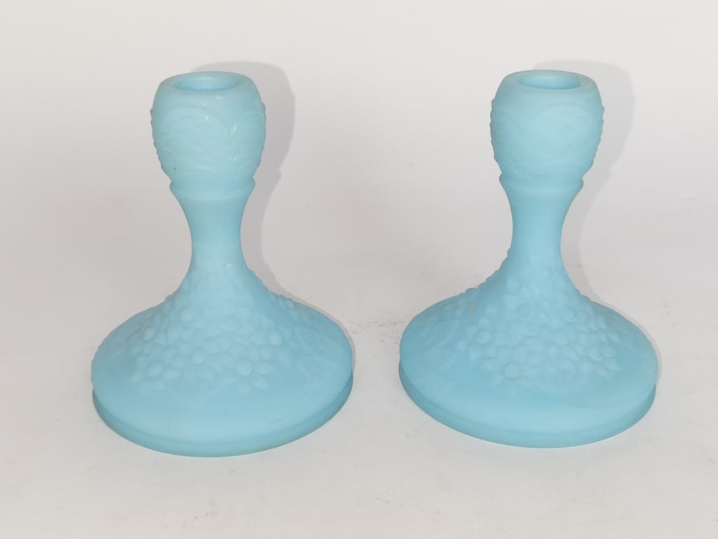 Vintage Fenton Orange Tree Cherry Chain Blue Satin: Vintage Fenton Orange Tree Cherry Chain Blue Satin Candlesticks, 5.25in by 4.25in