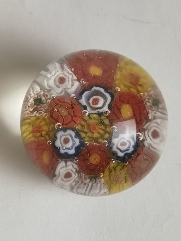 Unmarked Milleflori Glass Paperweight: Unmarked Milleflori Glass Paperweight, 1.25in by 1.75in