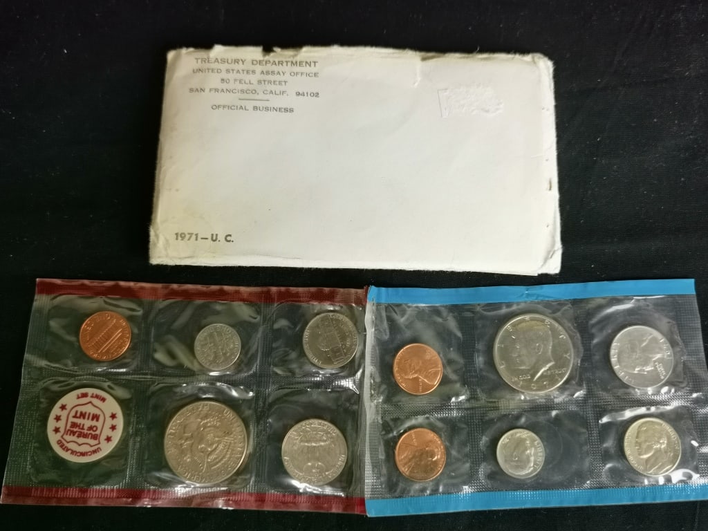 1971 US Mint Uncirculated Coin Set (1 of 4)