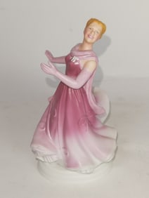 Avon Images of Hollywood Porcelain Figurine