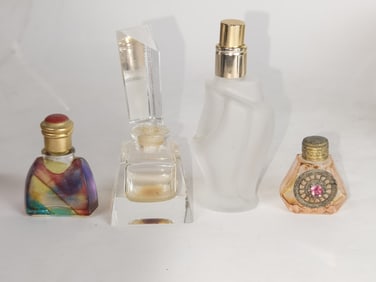(4) Small Bottled Perfumes