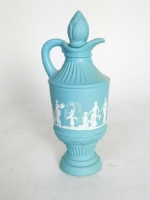 May 1979 Avon Wedgwood Style Blue Glass Perfume Bo