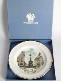 Wedgwood Piccadilly Circus Souvenir Plate