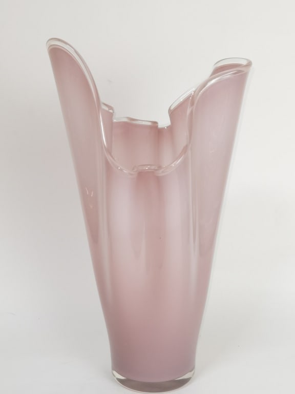 Vintage Murano Italy Pink Glass Handkerchief Vase (1 of 3)