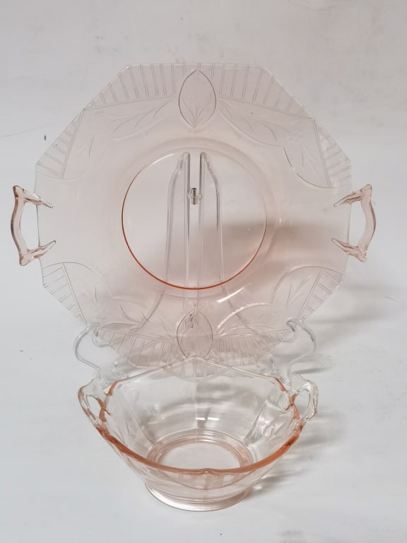 (2) Vintage Pink Depression Glass Wares (1 of 3)