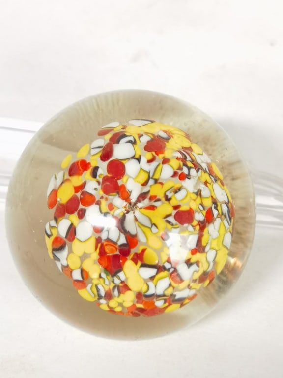 Unmarked Splatter Flower Glass Paperweight: Unmarked Splatter Flower Glass Paperweight, 1.75in by 2.25in