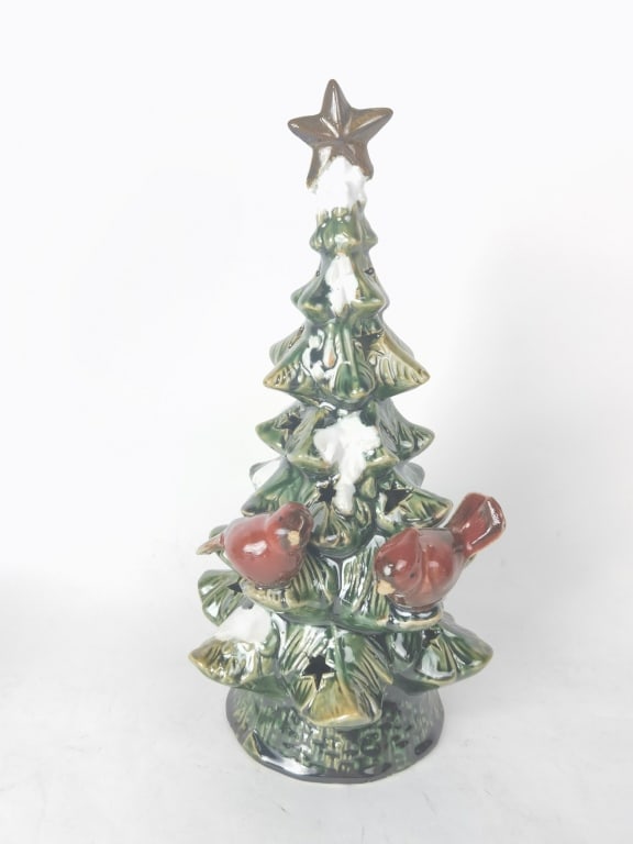 Vintage Christmas Tree Cardinal Decor: Vintage Christmas Tree Cardinal Decor, 12in