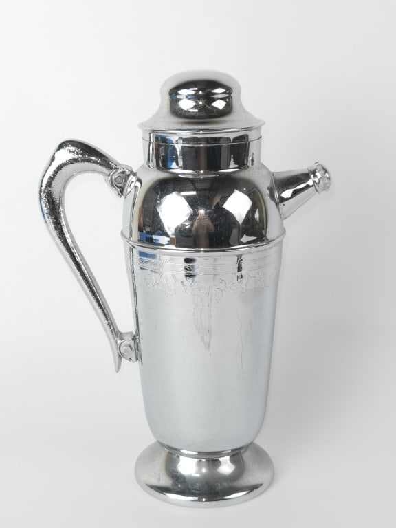 Vintage Silverbone Chrome Cocktail Shaker (1 of 3)
