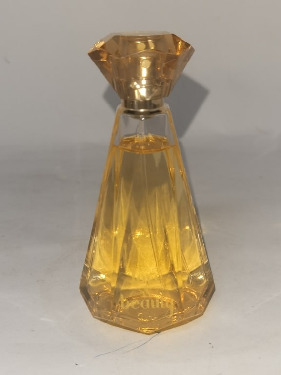 Love & Beauty Perfume (1 of 4)