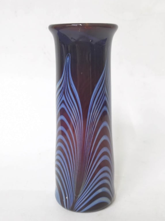 1978 Brown Art Glass Pulled Feather Vase, Signed L (1 of 5)