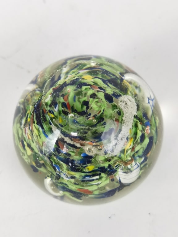 Unmarked Splatter Art Glass Paperweight: Unmarked Splatter Art Glass Paperweight, 2.5in