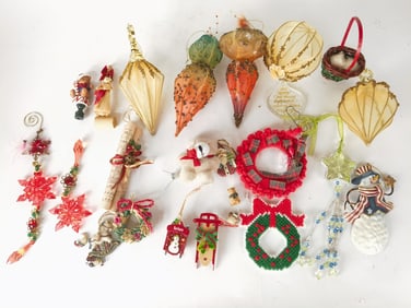 Group of Christmas Decors