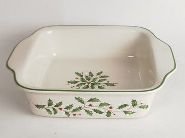Lenox Porcelain Holiday Square Baker