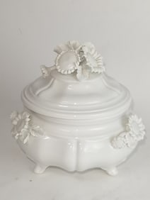DRP Este Italian White Porcelain Covered Jar