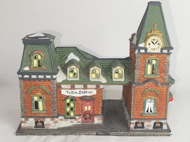 1997 Dept. 56 Dickens Village Train Station