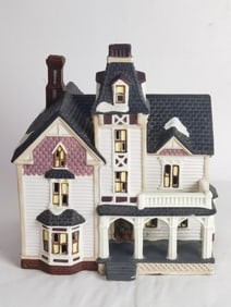 1997 Dept. 56 Dickens Village Victorian House