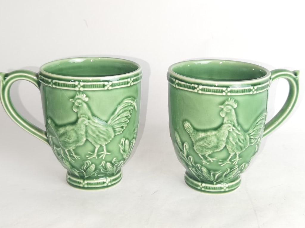 Bordallo Pinheiro Portugese Porcelain Rooster Mugs: Bordallo Pinheiro Portugese Porcelain Rooster Mugs, 4.75in by 5.25in